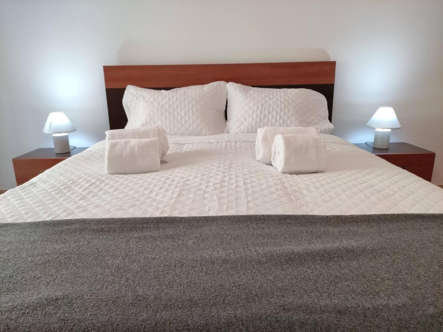 Spacious 26 Agualva-Cacem ภายนอก รูปภาพ